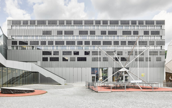 Rood Luzern Verkehrshaus Schweiz Mehrzweckgebaude 02