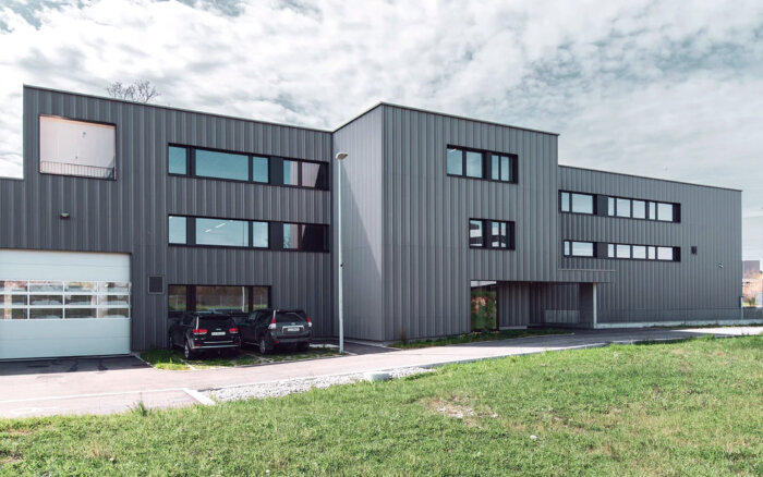 Betriebsgebaeude profera rothenburg 04