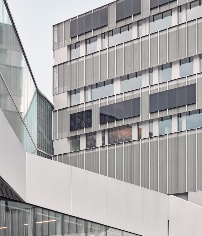 Rood Luzern Verkehrshaus Schweiz Mehrzweckgebaude 03